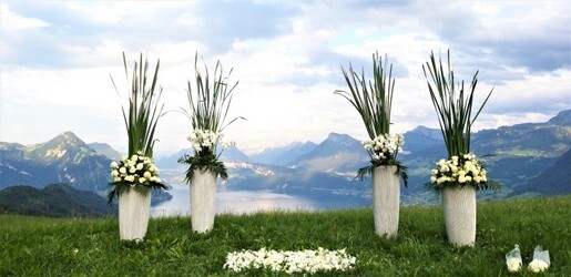 #freie trauung deko bergen schweiz.jpg