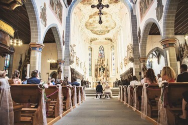 #St.Stephan kirche Konstanz Kirchen Hochzeitsdekoration.jpg