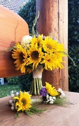 #Sonnenblumen Brautstrauss Anstecker Armband.jpeg